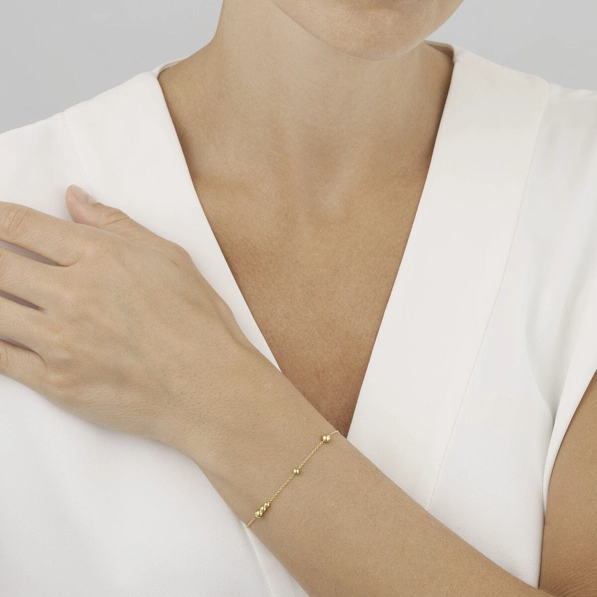 Moonlight Grapes Bracelet, 18K Yellow Gold 4 Moonlight Grapes Bracelet, 18K Yellow Gold - Image 2