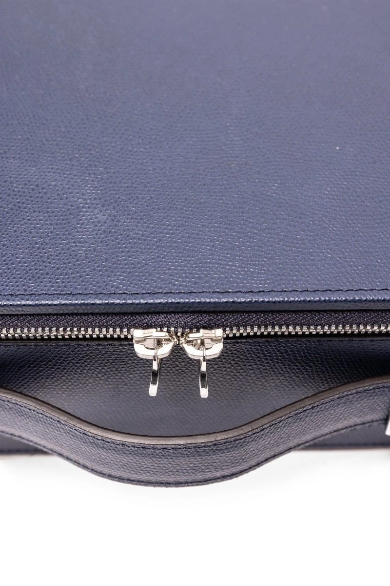 Liverpool Bocce Game Set, Navy Blue 6 Liverpool Bocce Game Set, Navy Blue - Image 4