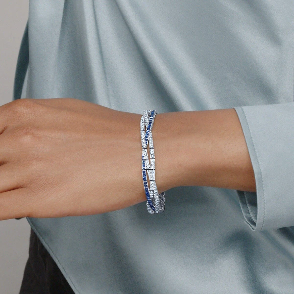 Splendor Braided Diamond & Sapphire Line Bracelet 5 Splendor Braided Diamond & Sapphire Line Bracelet - Image 3