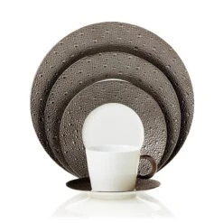 Ecume Platinum Dinnerware
