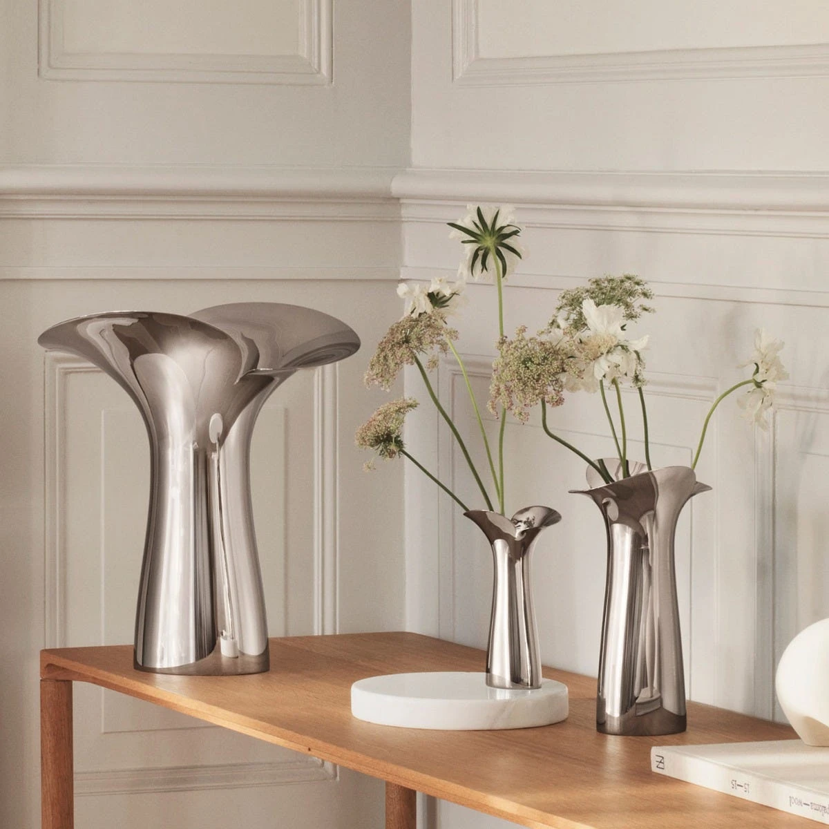 Georg Jensen Bloom Botanica Vase, Small 4 Georg Jensen Bloom Botanica Vase, Small - Image 2