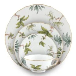 Foret Garland Dinnerware