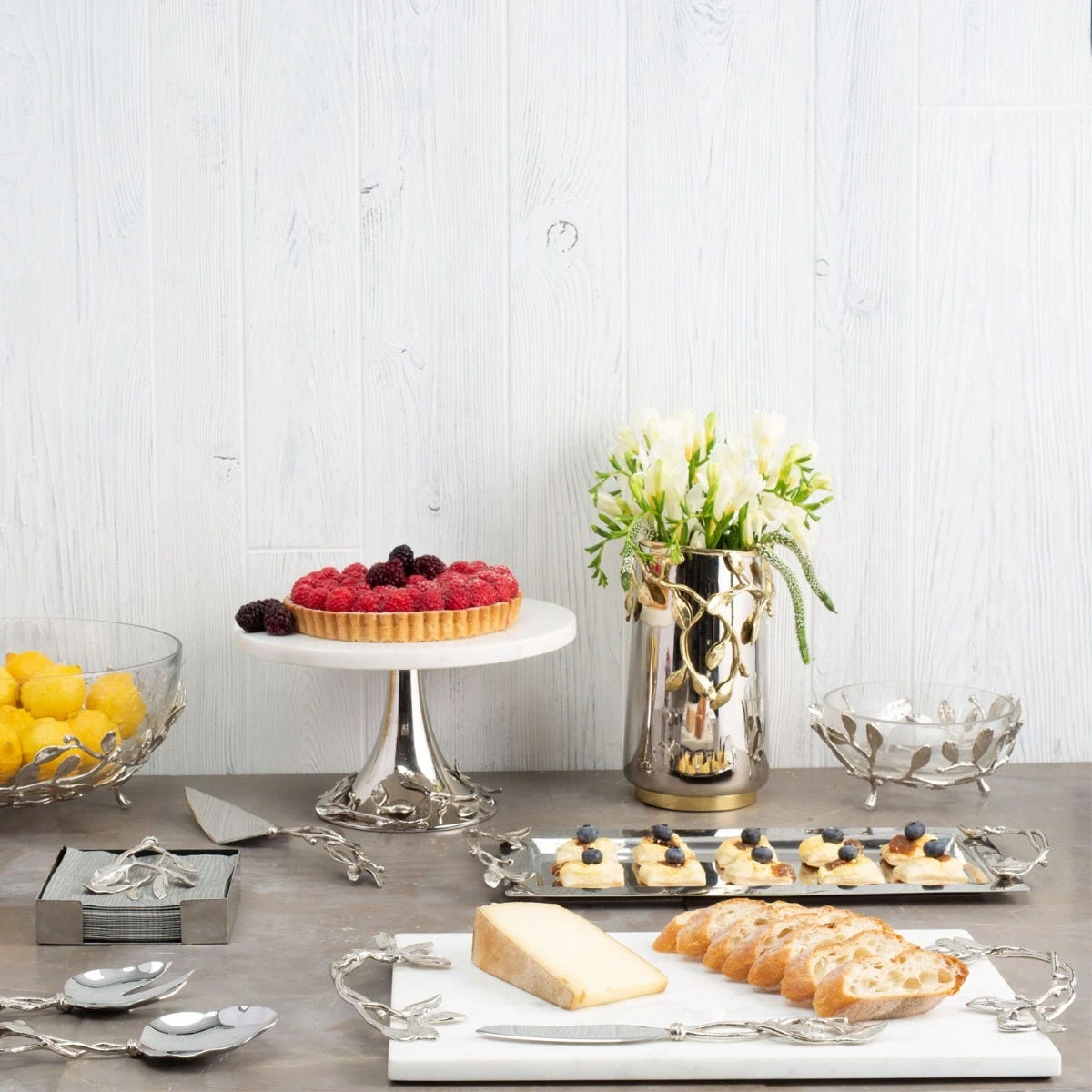 Laurel Cheeseboard With Knife 6 Laurel Cheeseboard With Knife - Image 4