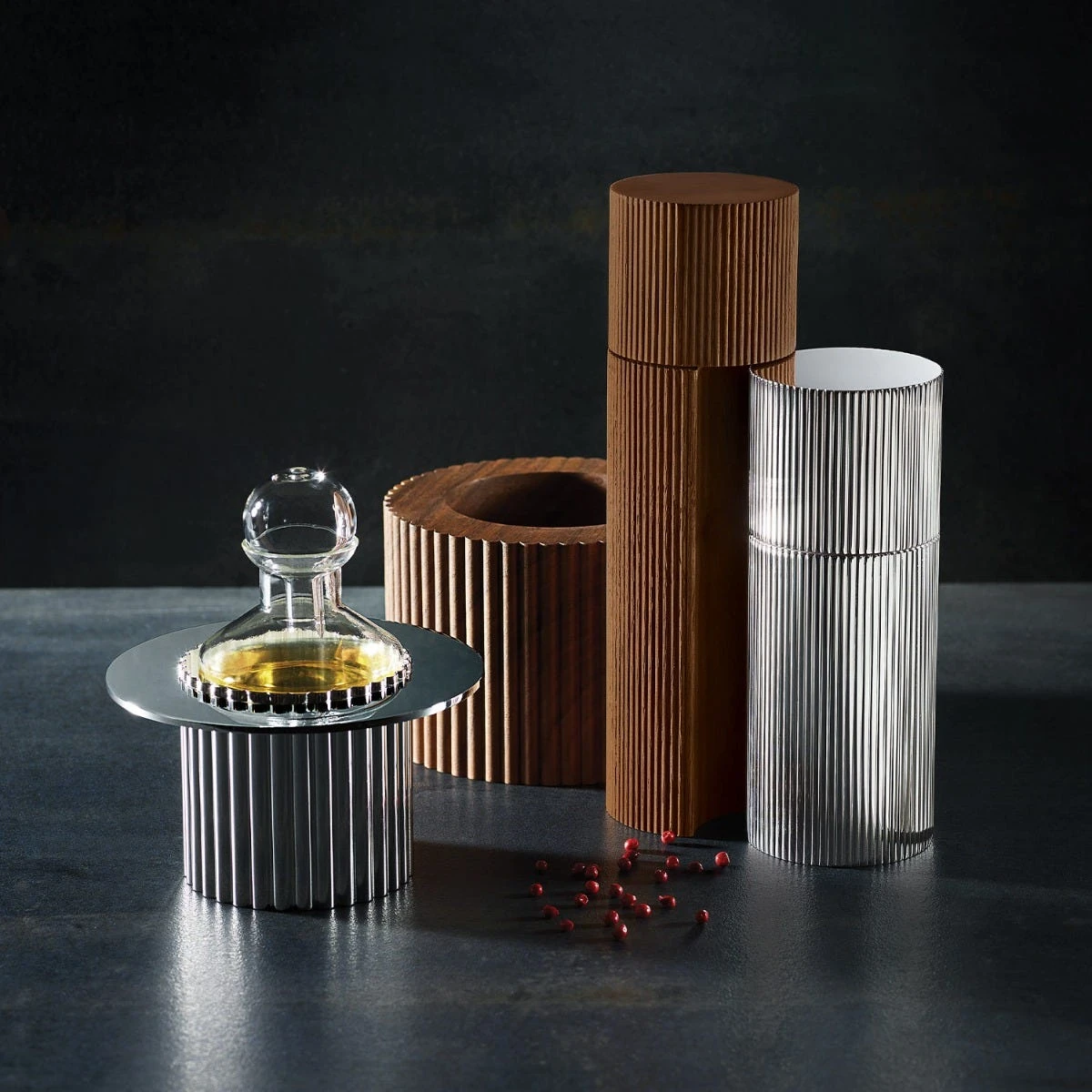 Granville Wood & Silverplate Pepper/Salt Mill Set 4 Granville Wood & Silverplate Pepper/Salt Mill Set - Image 2