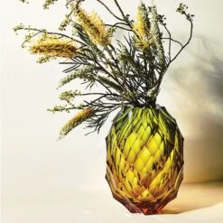 Moser Pineapple Vase, Limited Edition Of 100 7 Moser Pineapple Vase, Limited Edition Of 100 -Home Decor Shop summer catalog2023 lifestyle images 0008 moser
